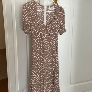 Petal and Pup - Franklin Dress in Mocha. Size 6.